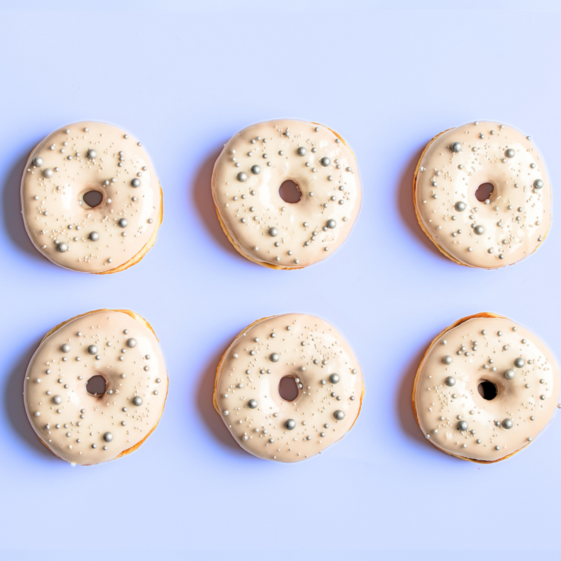 Load image into Gallery viewer, WHITE WEDDING -24 WEDDING DOUGHNUT BOX