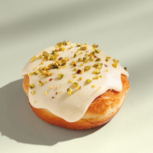 WHITE CHOCOLATE PISTACHIO